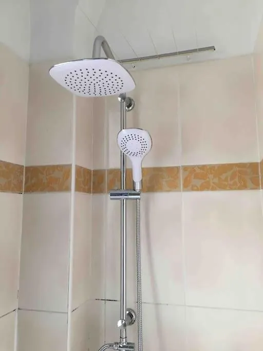Elegant 4-Room Apartment Near Arc De Triomphe And Palais Des Congres Paris
